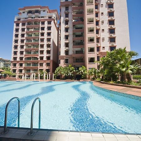 Nana Marina Court Lägenhet Kota Kinabalu Exteriör bild